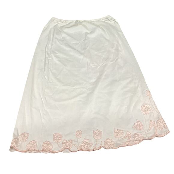 Odette Barsa Cream Colored Slip With Light Pink Embroidered Flowers - Medium - Picture 1 of 11